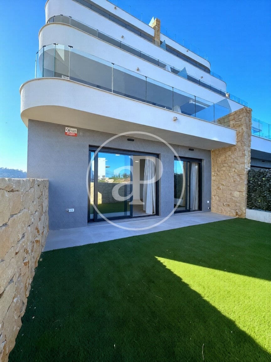 3 bedroom Apartment for sale in Finestrat with pool - € 590,000 (Ref: 9825338)