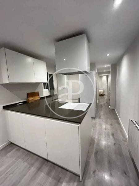 2 quarto Apartamento para arrendar em Valencia cidade - 1 650 € (Ref: 9825341)