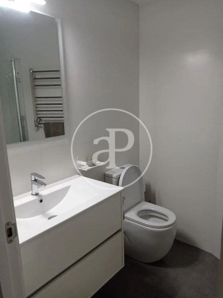 2 quarto Apartamento para arrendar em Valencia cidade - 1 650 € (Ref: 9825341)