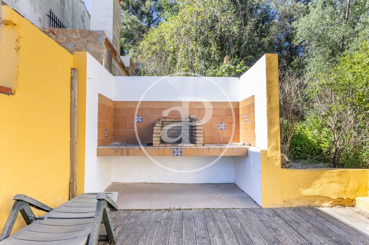 4 bedroom Villa for sale in Catadau with pool - € 190,000 (Ref: 9825342)