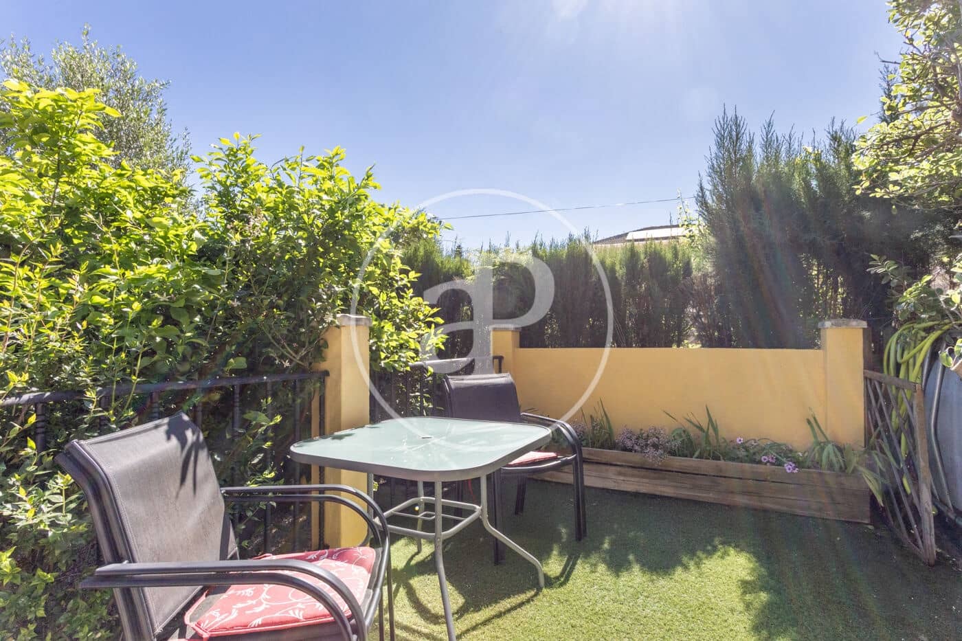 4 bedroom Villa for sale in Catadau with pool - € 190,000 (Ref: 9825342)