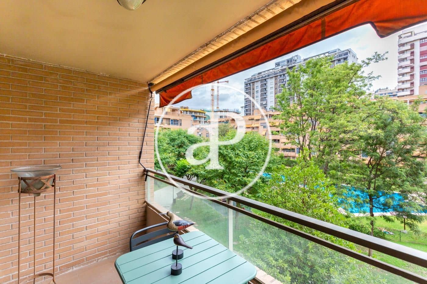 Apartamento de 3 habitaciones en València ciudad en alquiler con piscina garaje - 2.500 € (Ref: 9829255)