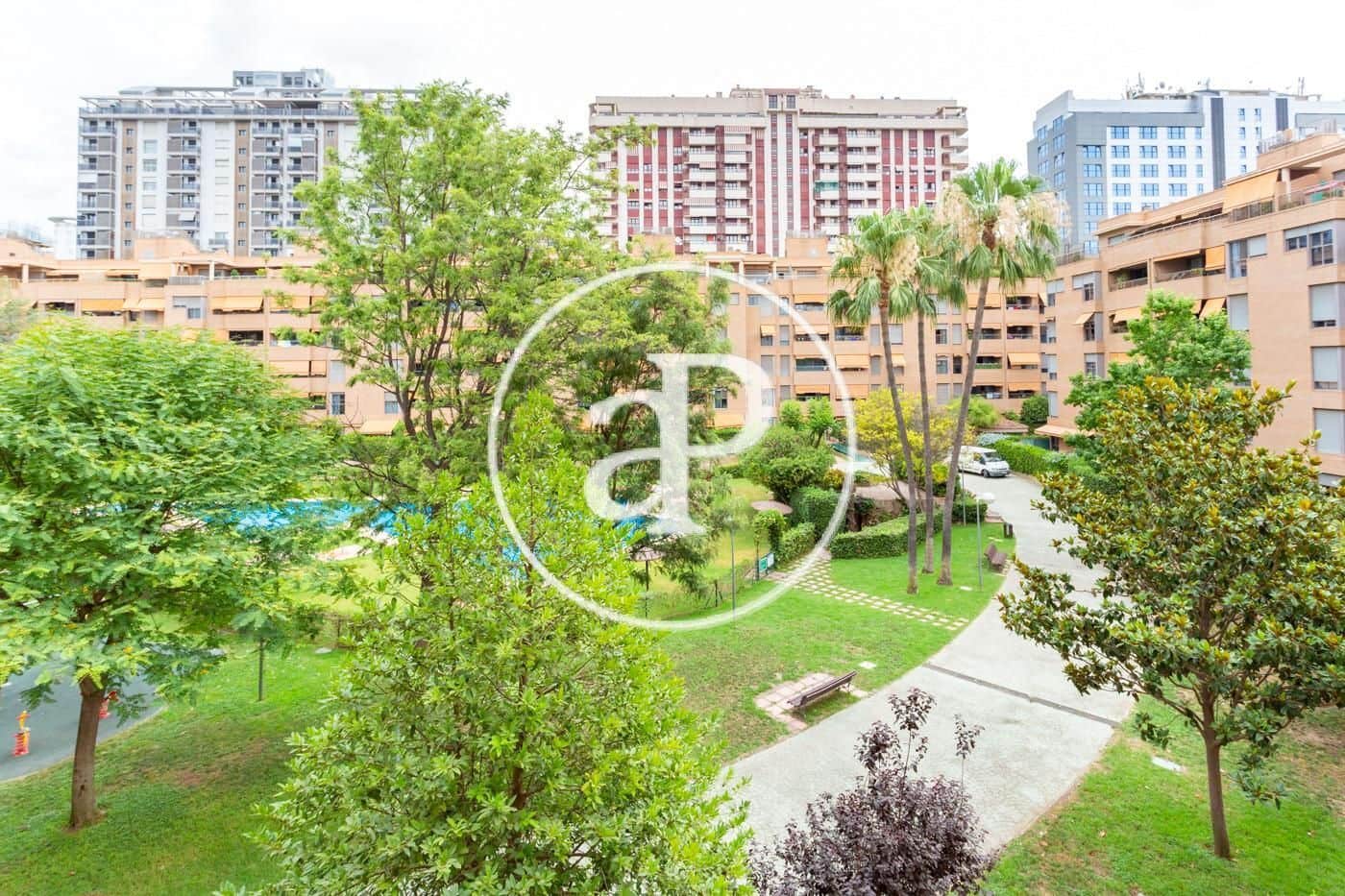 Apartamento de 3 habitaciones en València ciudad en alquiler con piscina garaje - 2.500 € (Ref: 9829255)
