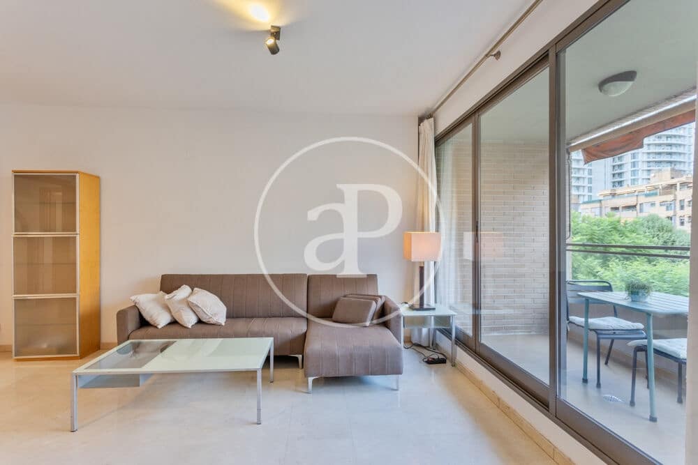 3 bedroom Apartment for rent in Valencia city with pool garage - € 2,300 (Ref: 9829255)