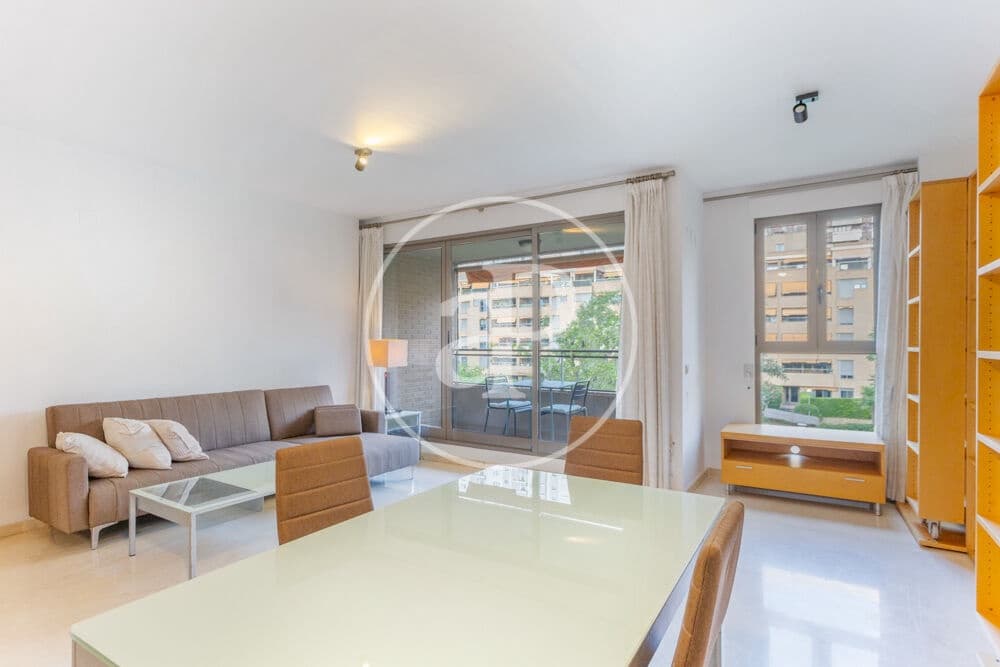 3 bedroom Apartment for rent in Valencia city with pool garage - € 2,300 (Ref: 9829255)