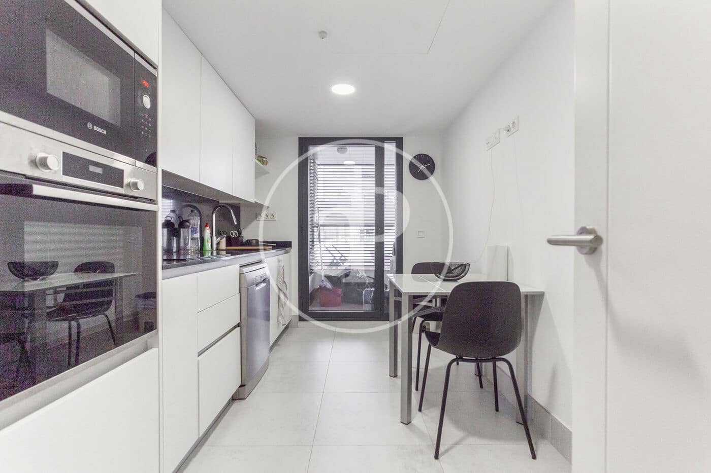 Apartamento de 3 habitaciones en València ciudad en alquiler con piscina garaje - 2.800 € (Ref: 9829257)