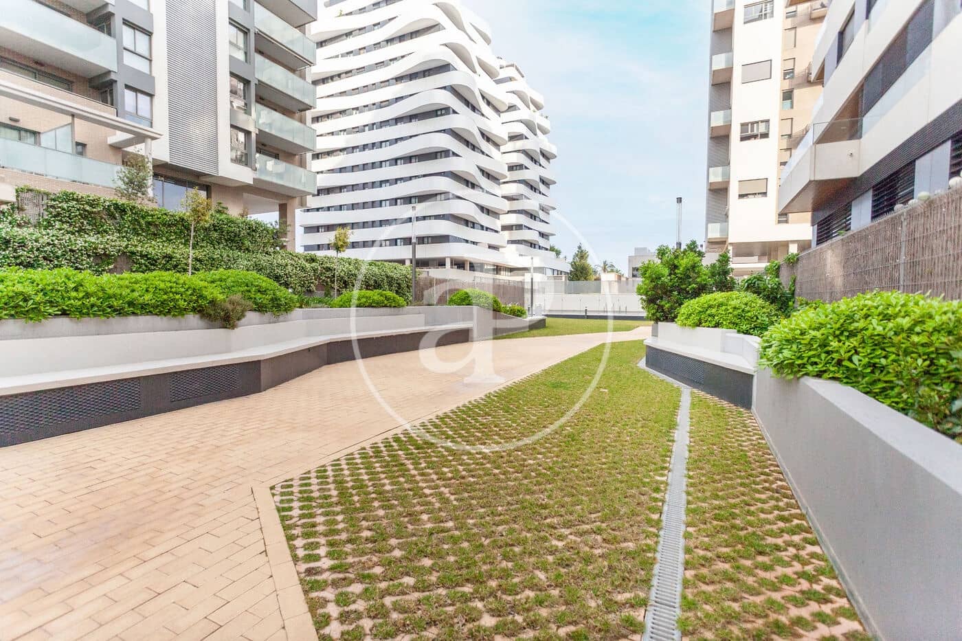 Apartamento de 3 habitaciones en València ciudad en alquiler con piscina garaje - 2.800 € (Ref: 9829257)