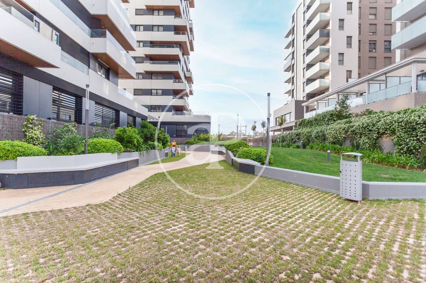 Apartamento de 3 habitaciones en València ciudad en alquiler con piscina garaje - 2.800 € (Ref: 9829257)
