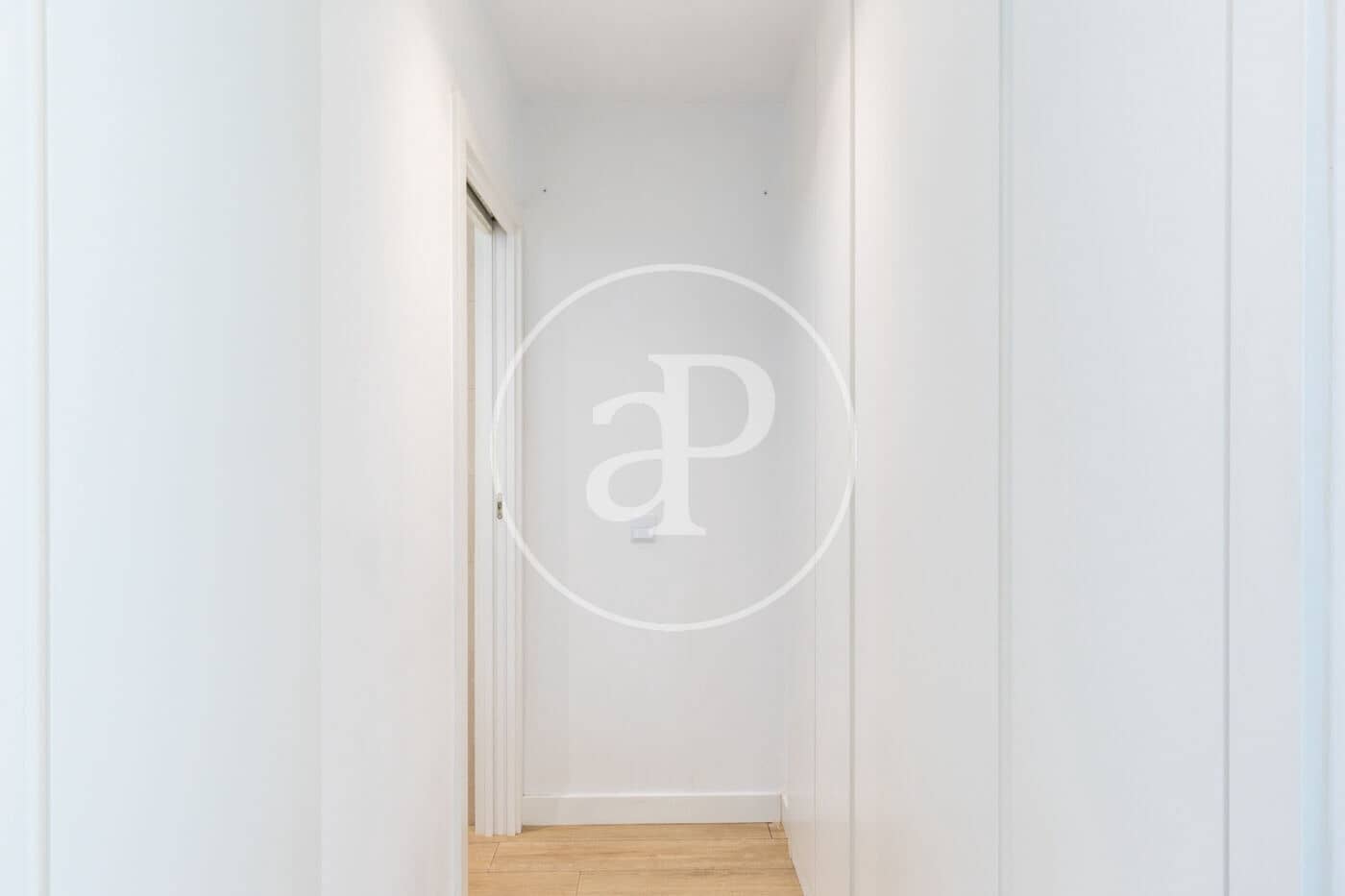 Villa/Maison de 4 chambres à louer à Betera avec piscine - 4 200 € (Ref: 9829258)