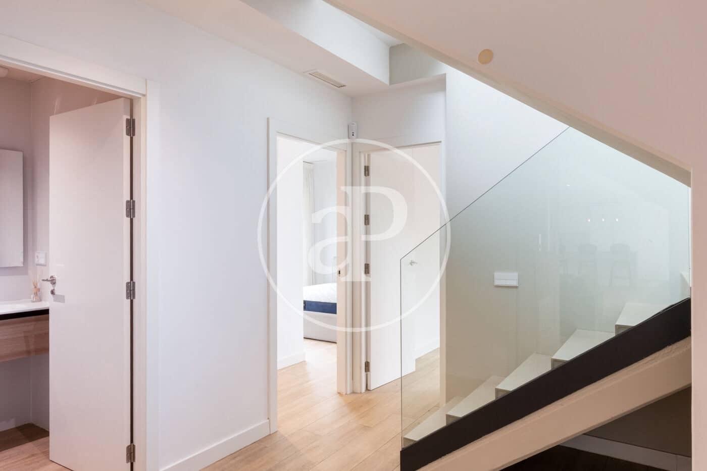 Villa/Maison de 4 chambres à louer à Betera avec piscine - 4 200 € (Ref: 9829258)