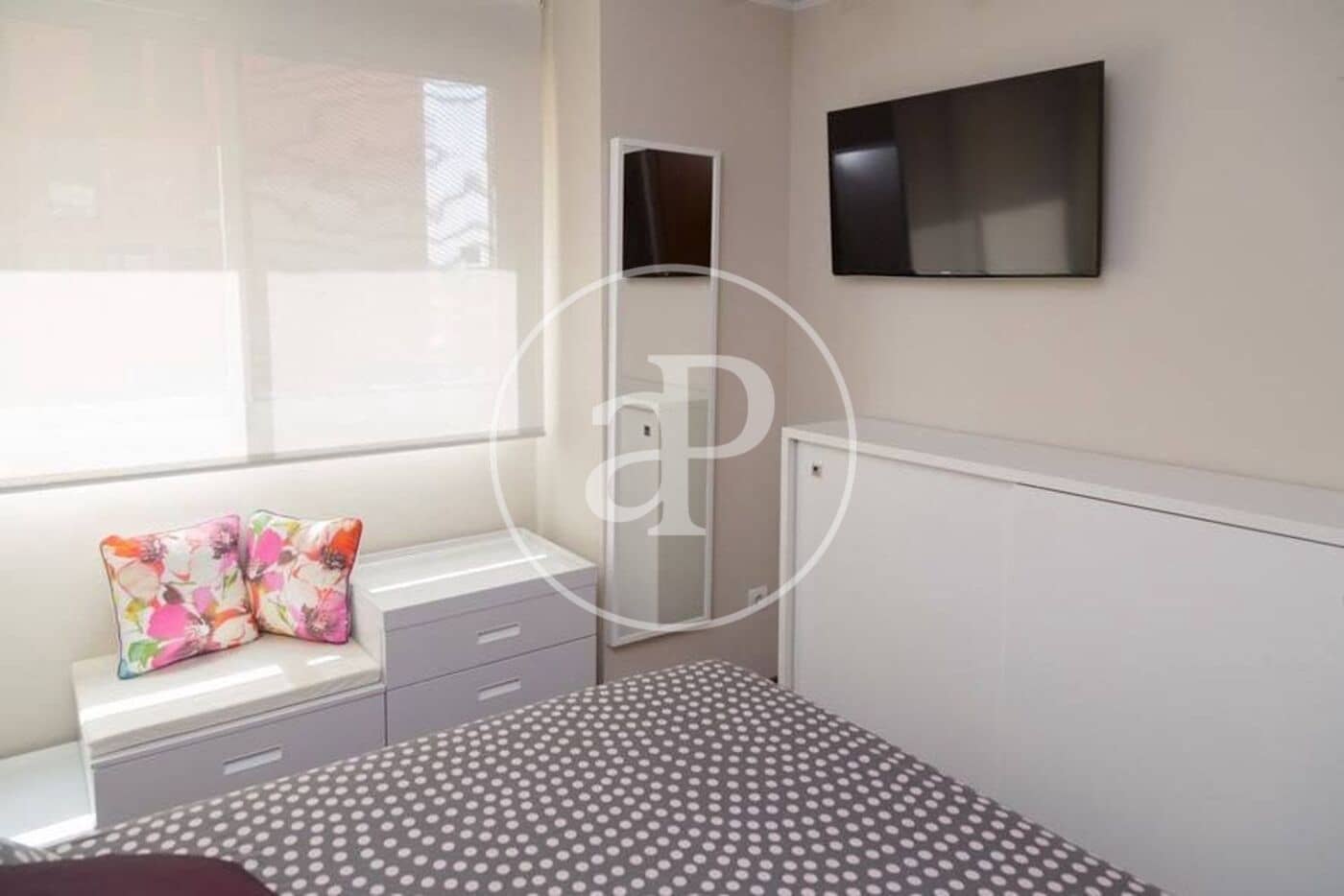 1 camera da letto Appartamento da affittare in Valencia citta con piscina garage - 1.300 € (Rif: 9829260)