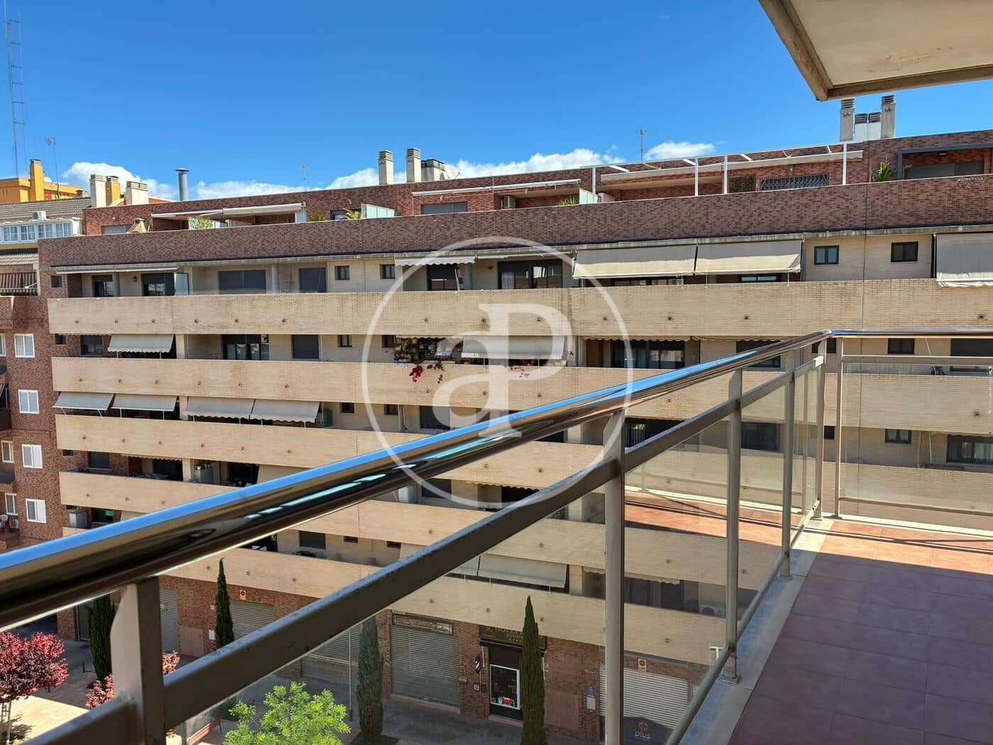 3 bedroom Apartment for rent in Paterna with garage - € 1,300 (Ref: 9829261)