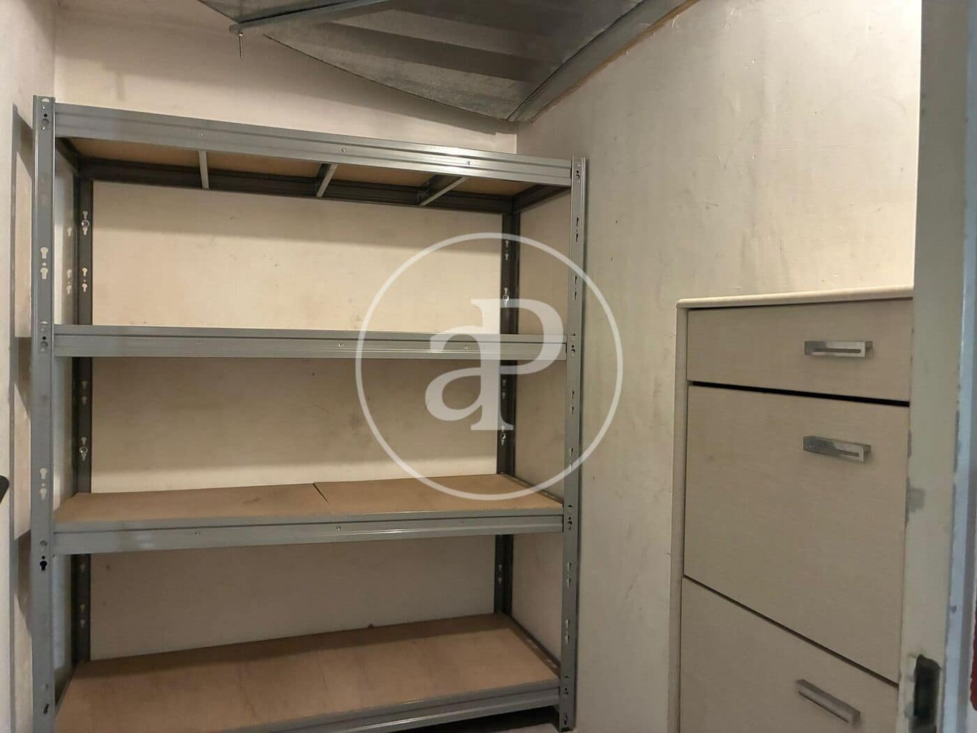 3 bedroom Apartment for rent in Paterna with garage - € 1,300 (Ref: 9829261)