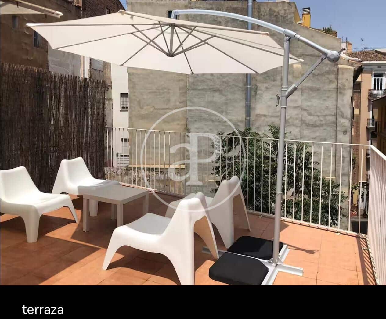 2 soveværelse Lejlighed til salg i Valencia by - € 360.000 (Ref: 9831608)