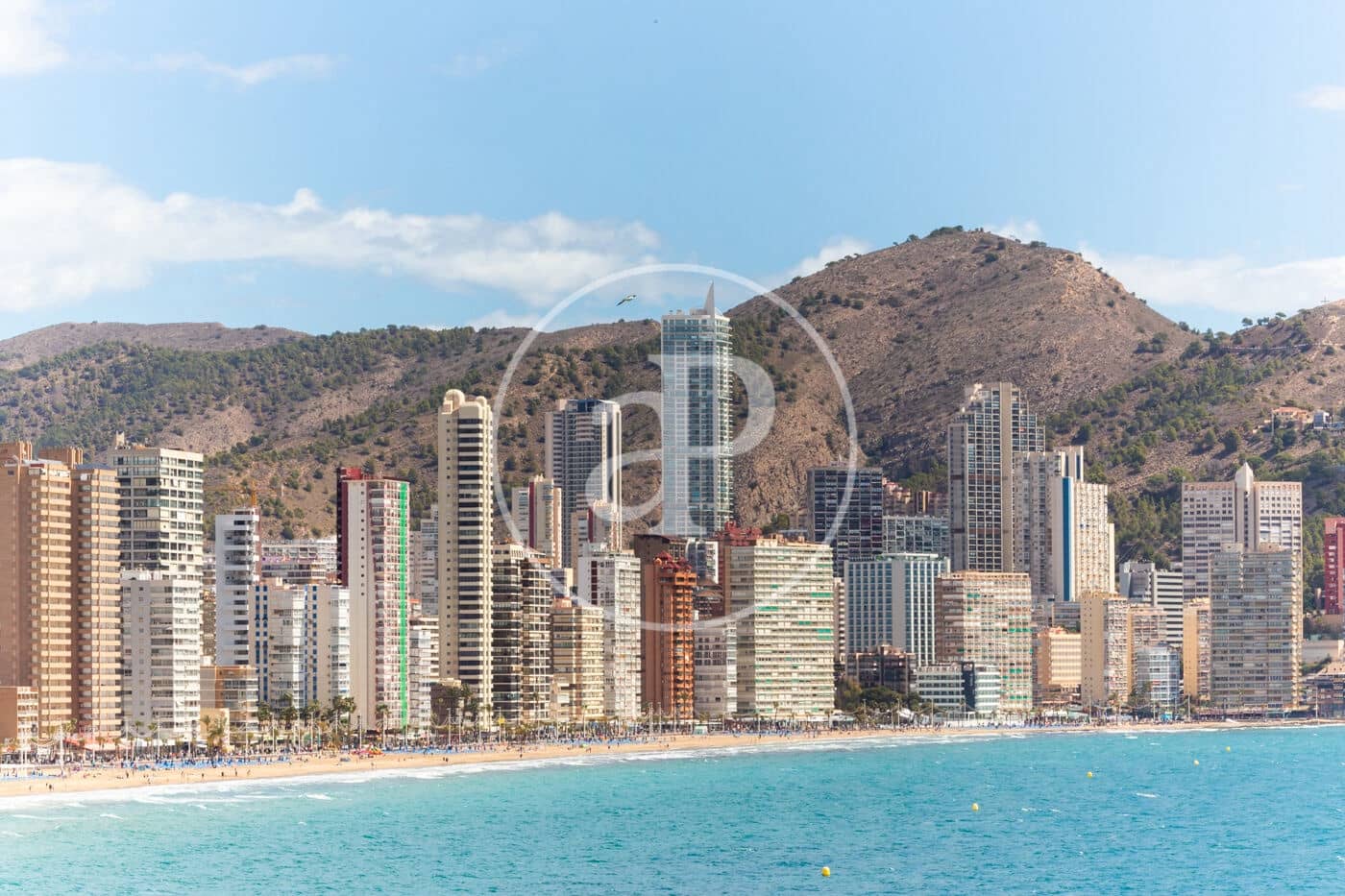 1 sypialnia Apartament do wynajęcia w Benidorm z basenem garażem - 4 400 € (Ref: 9831609)