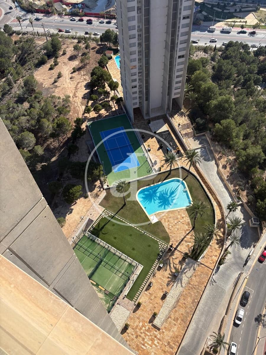 1 sypialnia Apartament do wynajęcia w Benidorm z basenem garażem - 4 400 € (Ref: 9831609)