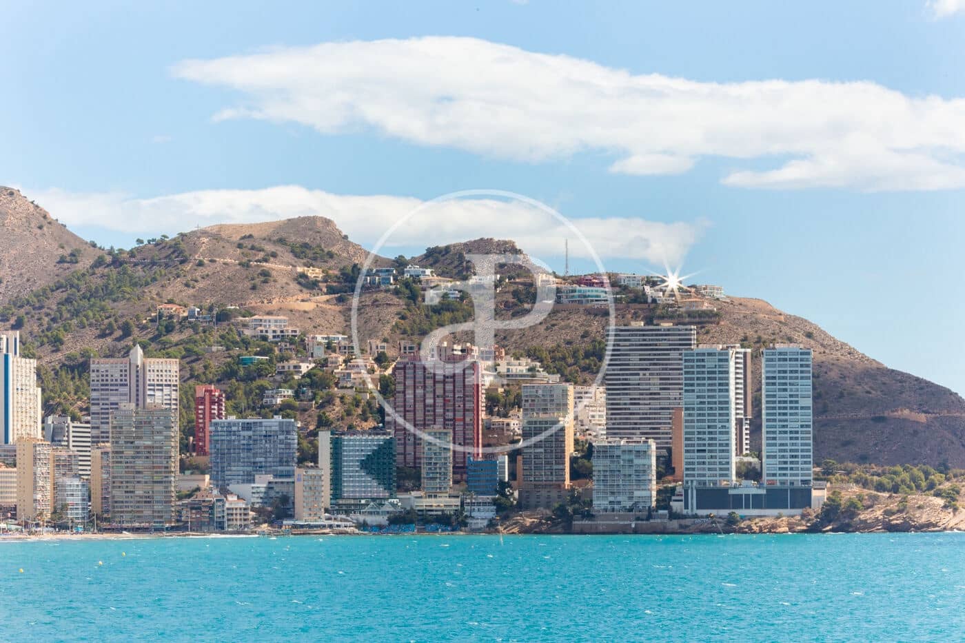 1 sypialnia Apartament do wynajęcia w Benidorm z basenem garażem - 4 400 € (Ref: 9831609)