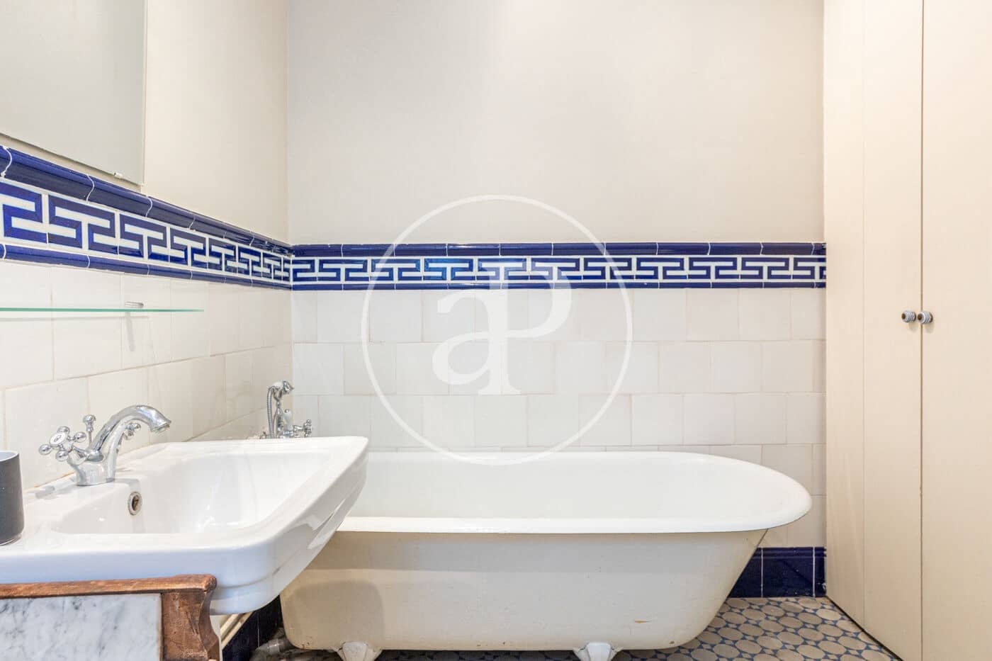 2 soverom Leilighet til leie i Valencia by - € 2 600 (Ref: 9831611)
