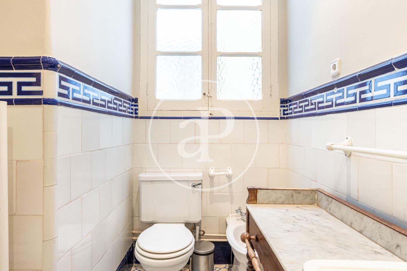 2 soverom Leilighet til leie i Valencia by - € 2 600 (Ref: 9831611)