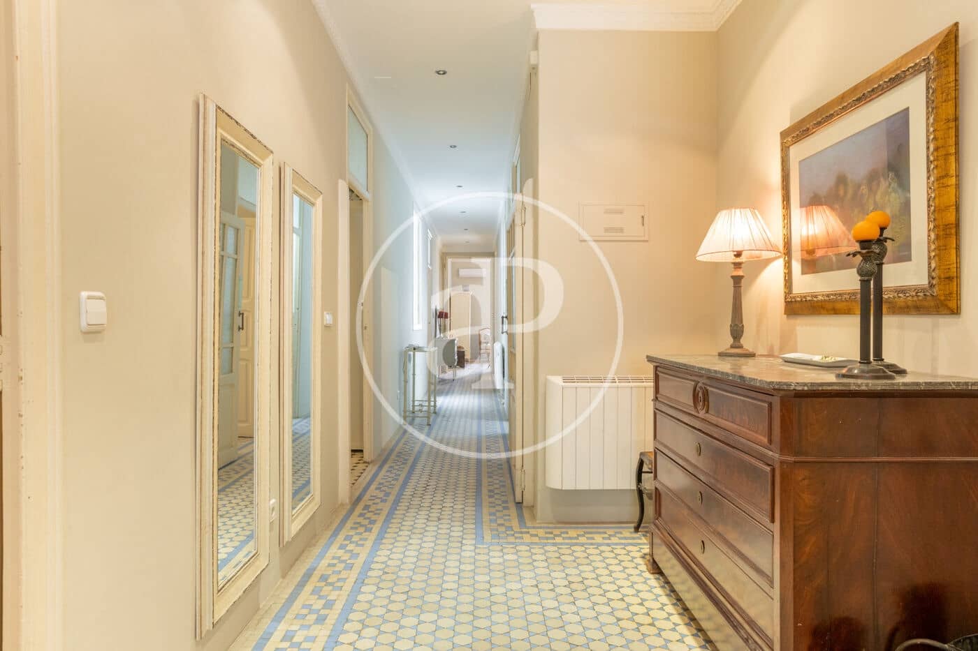 2 soverom Leilighet til leie i Valencia by - € 2 600 (Ref: 9831611)