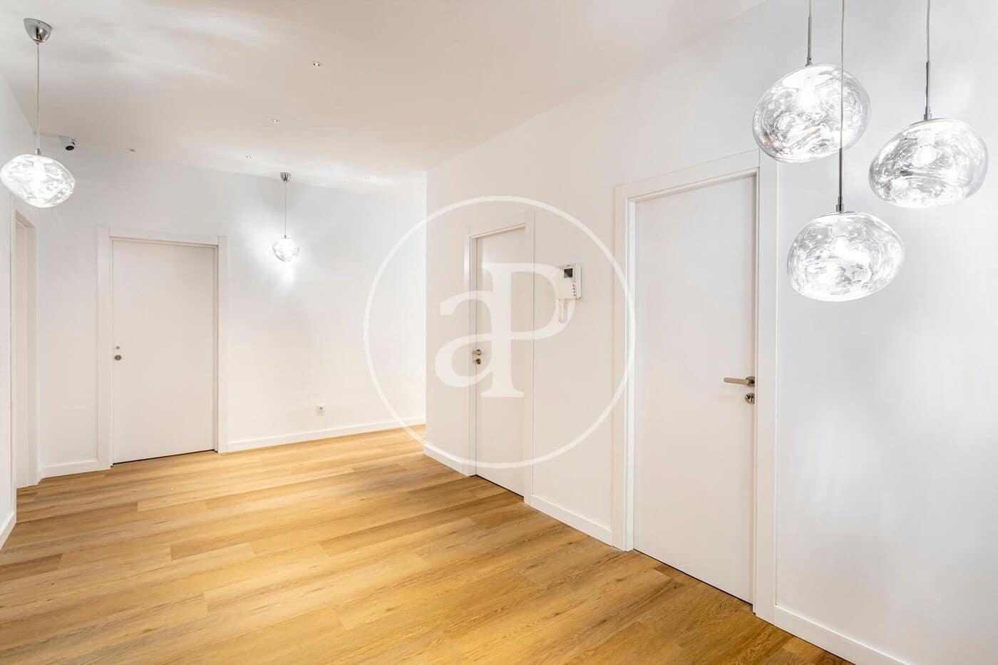 1 Zimmer Apartment zu vermieten in Valencia Stadt - 2.200 € (Ref: 9831613)