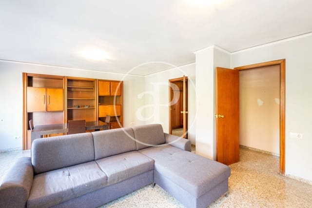 Apartamento de 4 habitaciones en Trinitat, València ciudad en venta - 345.000 € (Ref: 9831614)