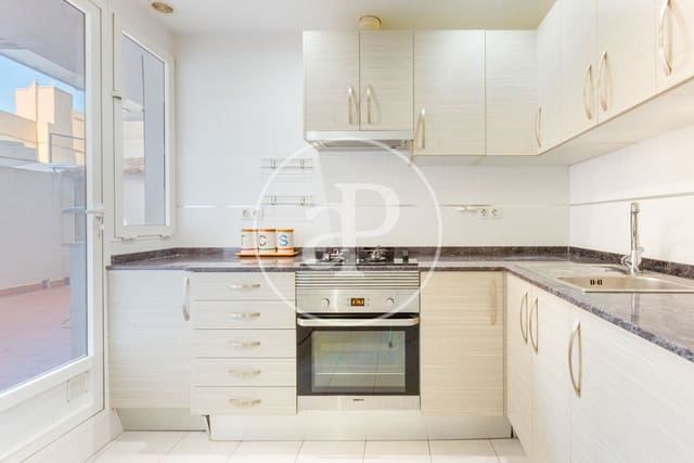 Apartamento de 4 habitaciones en Trinitat, València ciudad en venta - 345.000 € (Ref: 9831614)