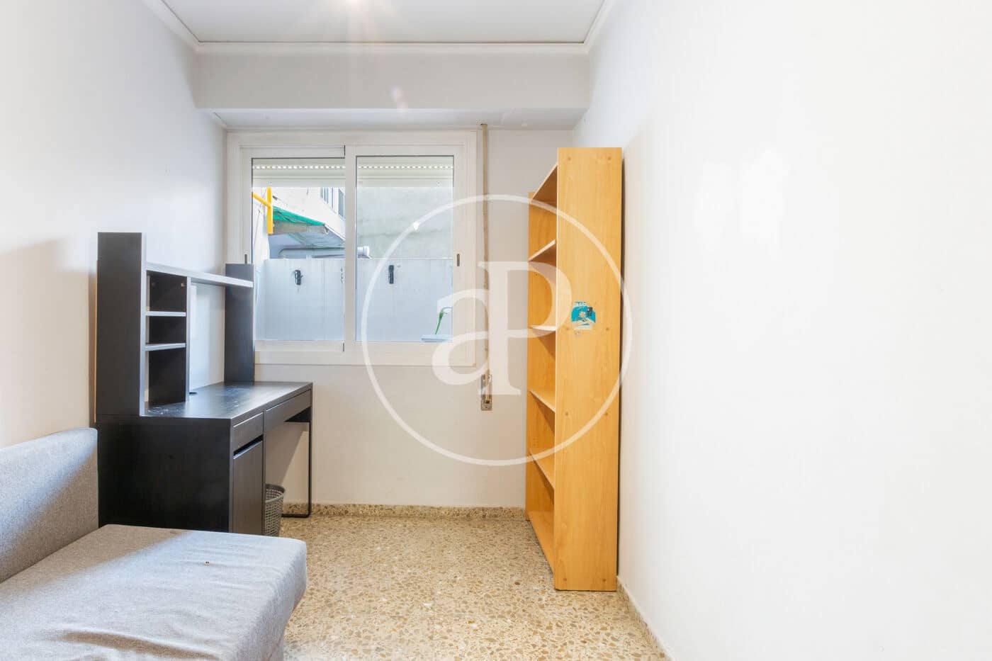 Apartamento de 4 habitaciones en València ciudad en venta - 345.000 € (Ref: 9831614)