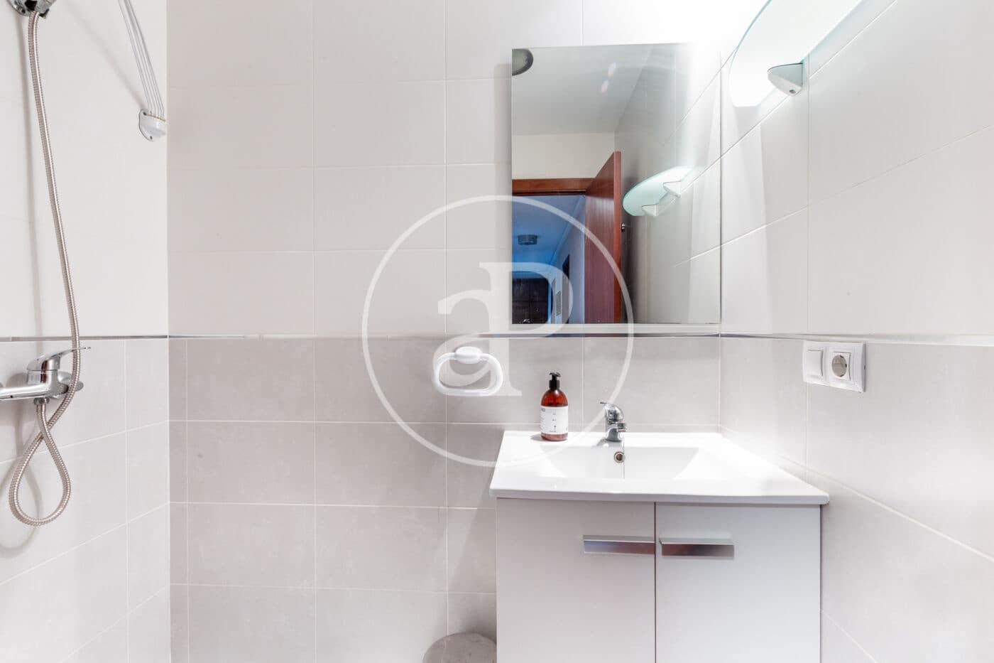 Apartamento de 4 habitaciones en València ciudad en venta - 345.000 € (Ref: 9831614)