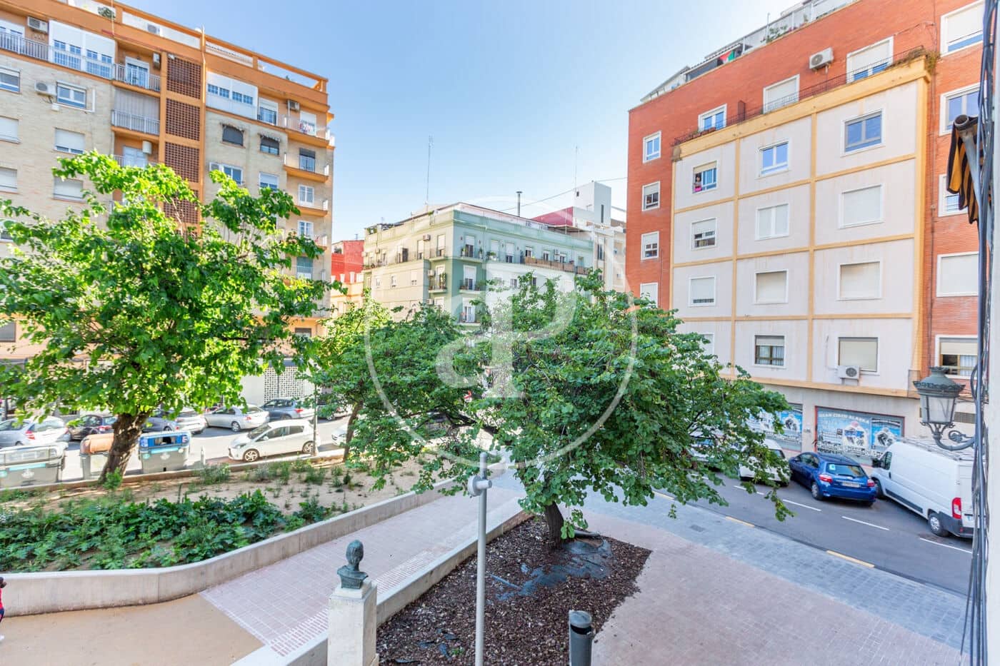 Apartamento de 4 habitaciones en València ciudad en venta - 345.000 € (Ref: 9831614)