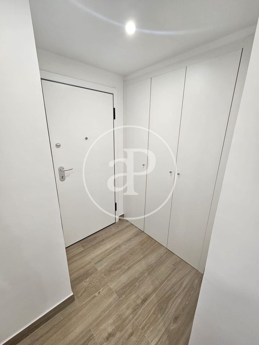 2 camera da letto Appartamento da affittare in Valencia citta - 1.100 € (Rif: 9831615)