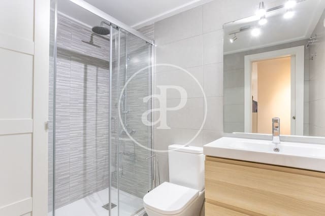 2 makuuhuone Huoneisto vuokrattavana paikassa Ciutat de les Arts i de les Ciencies, Valencia kaupunki mukana uima-altaan 
autotalli - 1 500 € (Ref: 9831616)