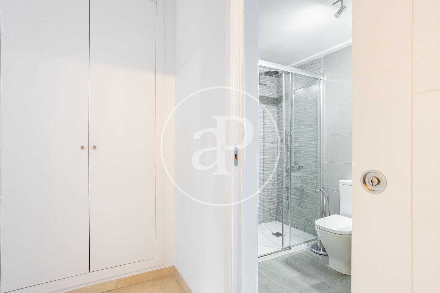 2 Zimmer Apartment zu vermieten in Valencia Stadt mit Pool Garage - 1.500 € (Ref: 9831616)
