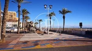 3 bedroom Apartment for sale in La Pobla de Farnals - € 200,000 (Ref: 9831617)