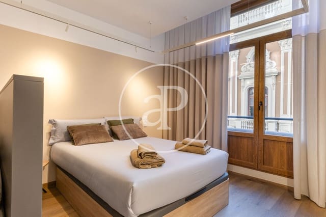 1 bedroom Apartment for rent in La Gran Via, Valencia city - € 1,500 (Ref: 9833731)
