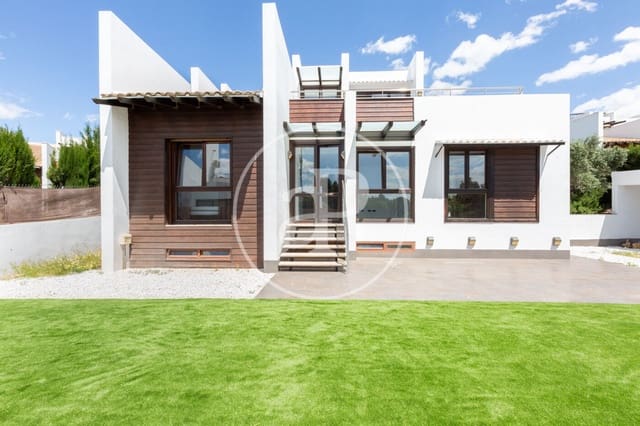 4 bedroom Villa for sale in Chiva - € 475,000 (Ref: 9833732)
