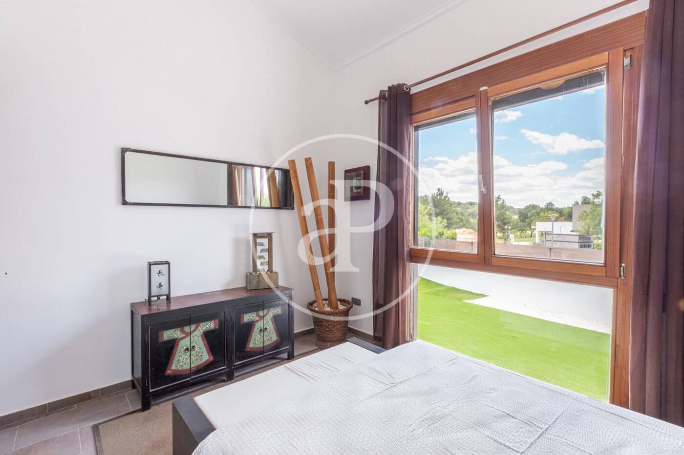 4 bedroom Villa for sale in Chiva - € 475,000 (Ref: 9833732)