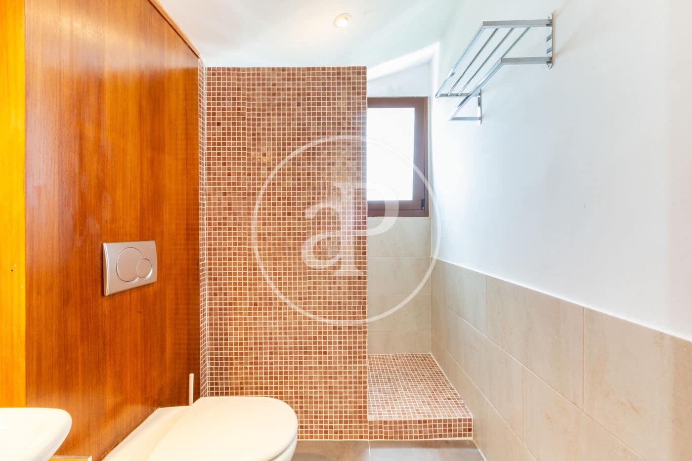 4 bedroom Villa for sale in Chiva - € 475,000 (Ref: 9833732)