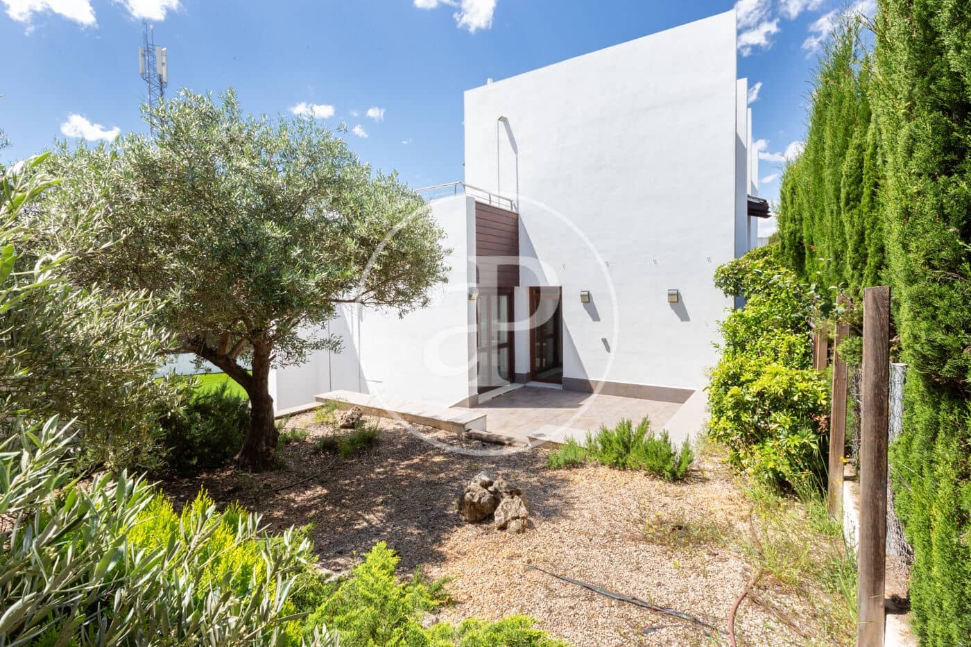 4 bedroom Villa for sale in Chiva - € 475,000 (Ref: 9833732)