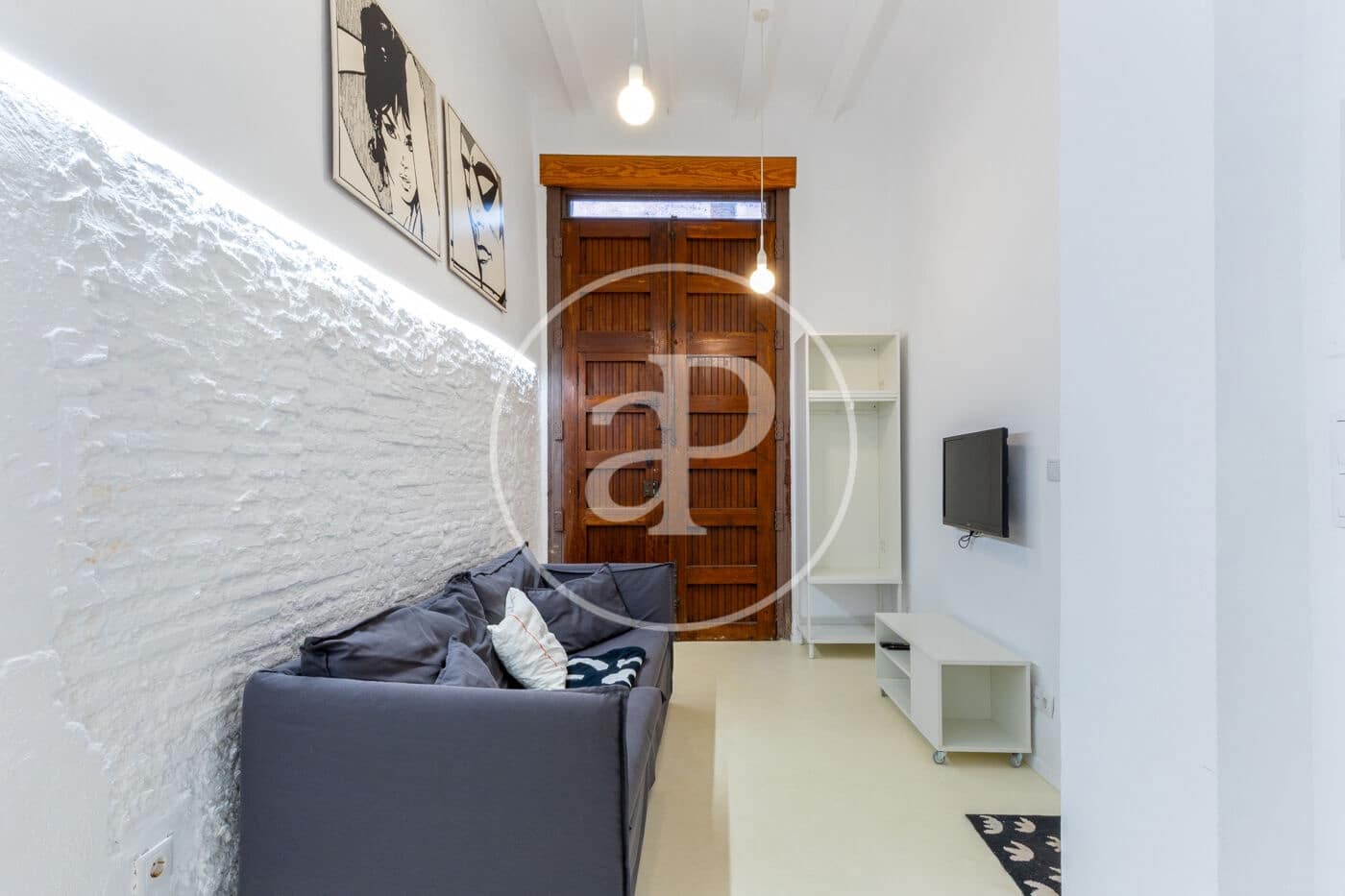 2 bedroom Villa for rent in Valencia city - € 1,300 (Ref: 9833733)