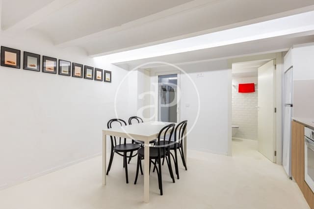2 bedroom Villa for rent in El Carme, Valencia city - € 1,300 (Ref: 9833733)