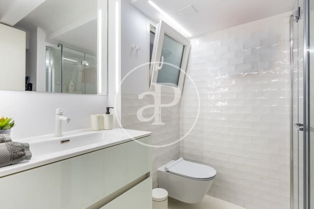 2 bedroom Villa for rent in El Carme, Valencia city - € 1,300 (Ref: 9833733)