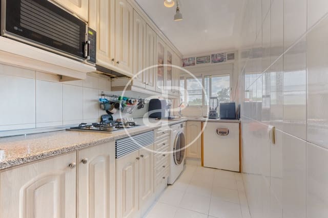 4 Zimmer Apartment zu verkaufen in Les Tendetes, València Stadt - 207.900 € (Ref: 9833735)