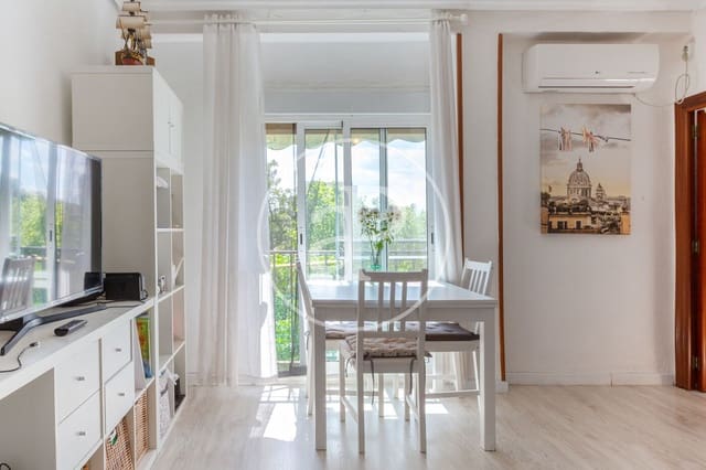 4 Zimmer Apartment zu verkaufen in Les Tendetes, València Stadt - 207.900 € (Ref: 9833735)