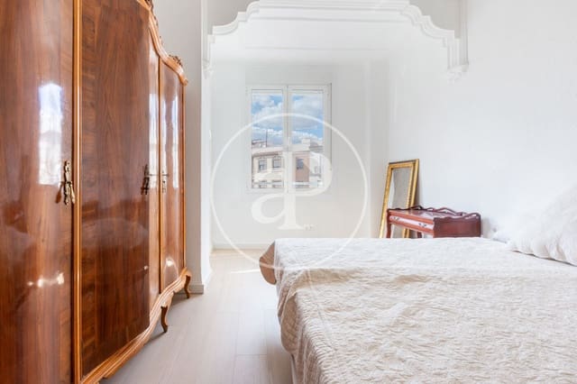 4 bedroom Apartment for rent in Arrancapins, Valencia city - € 1,775 (Ref: 9836693)