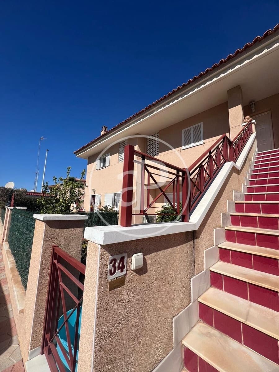3 soveværelse Villa til salg i Alicante by - € 280.000 (Ref: 9836694)