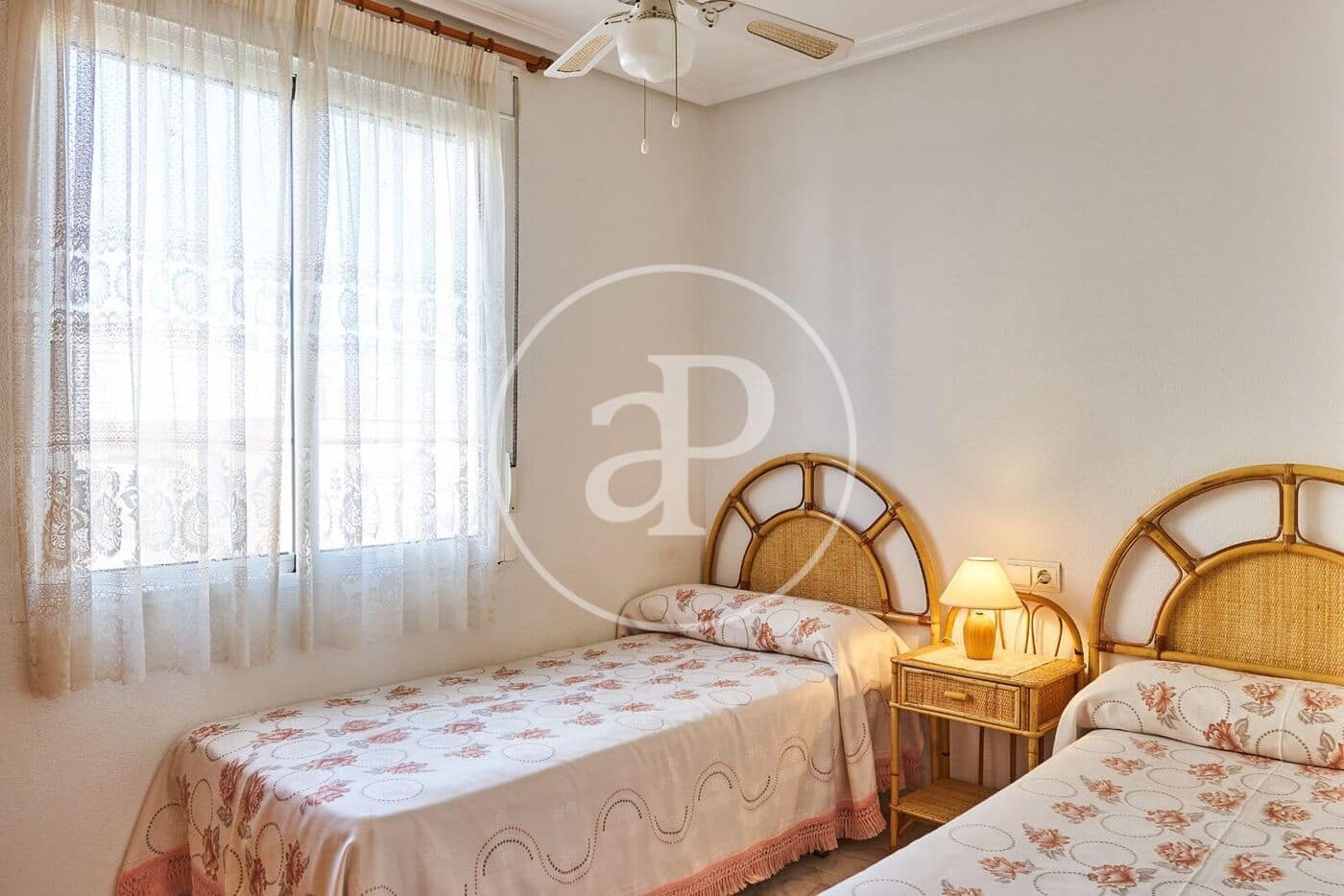 3 bedroom Villa for rent in Alicante / Alacant city - € 2,400 (Ref: 9836695)