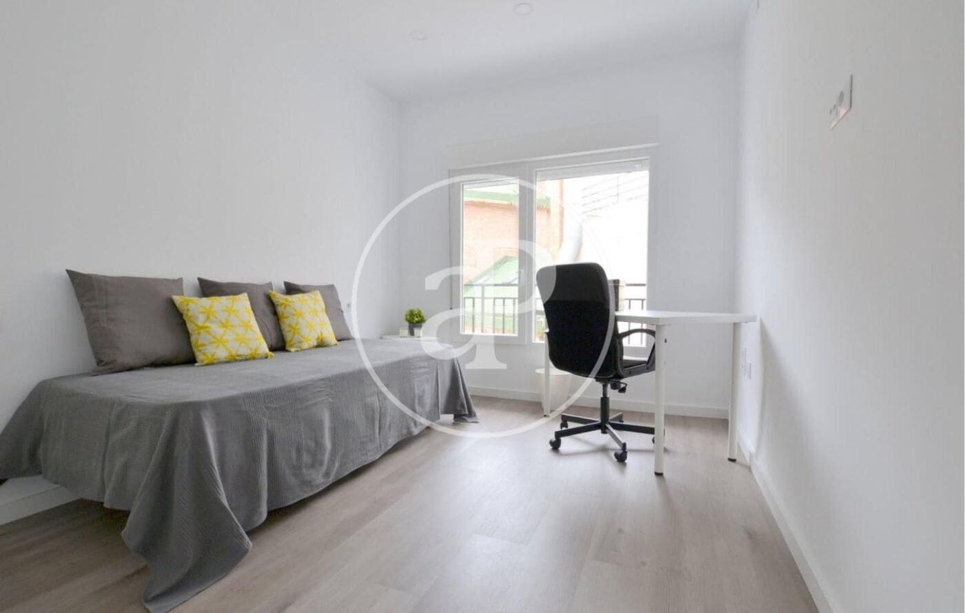 3 bedroom Apartment for rent in Valencia city - € 1,600 (Ref: 9836696)