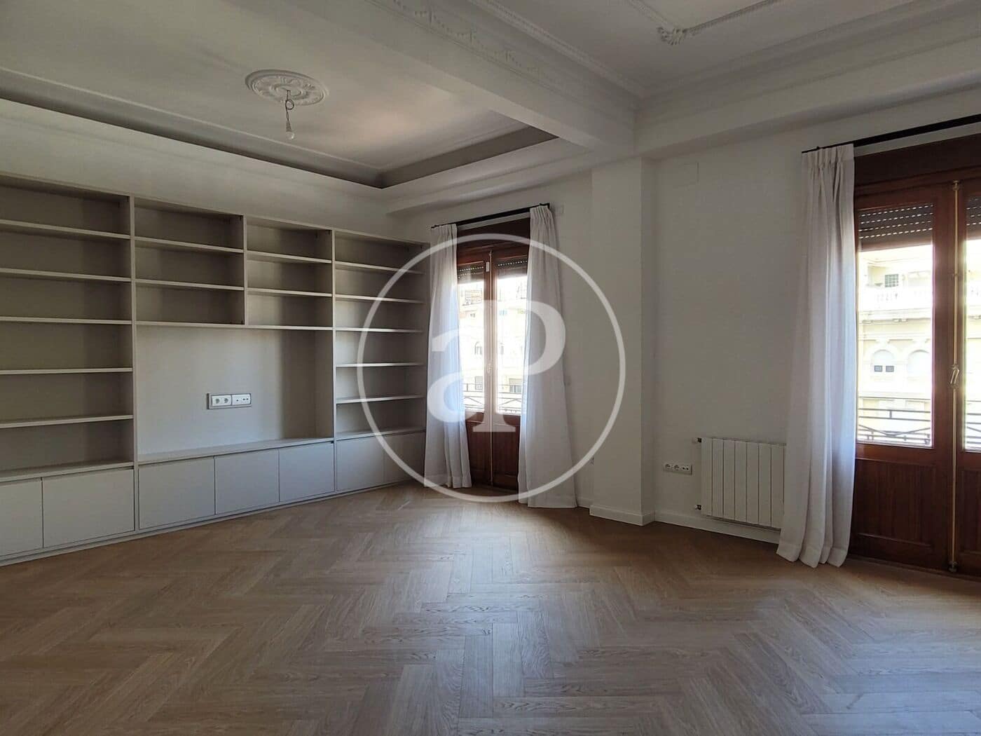3 sovrum Lägenhet att hyra i Valencia stad - 2 300 € (Ref: 9839322)