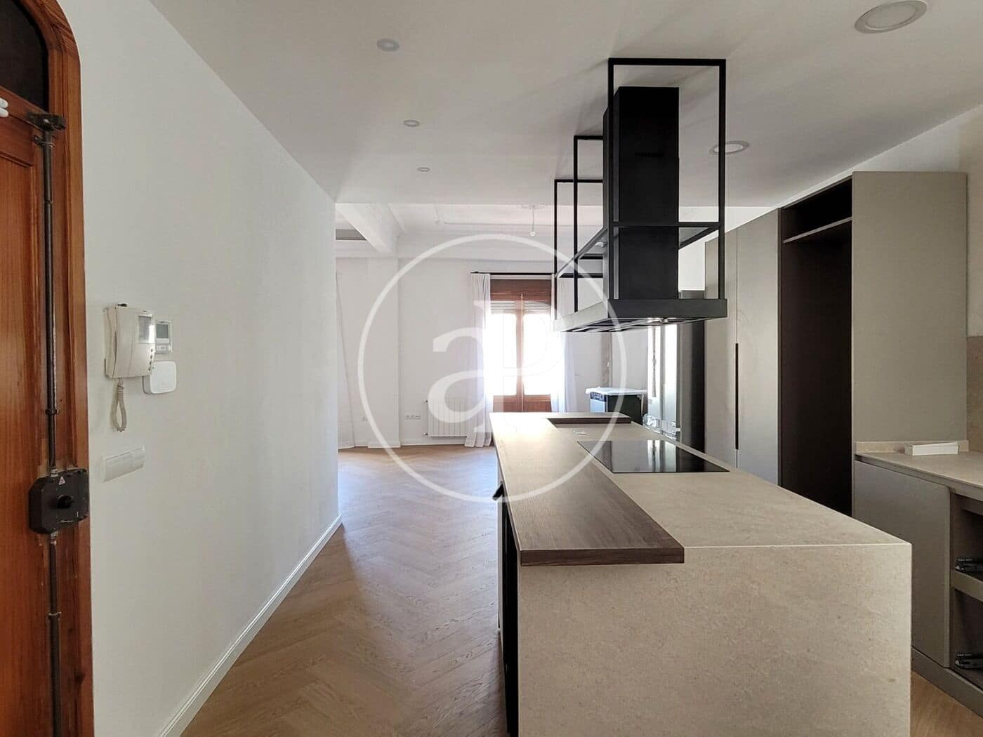 3 sovrum Lägenhet att hyra i Valencia stad - 2 300 € (Ref: 9839322)
